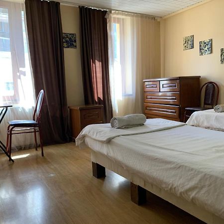 Home Stay Georgia Тбилиси Экстерьер фото